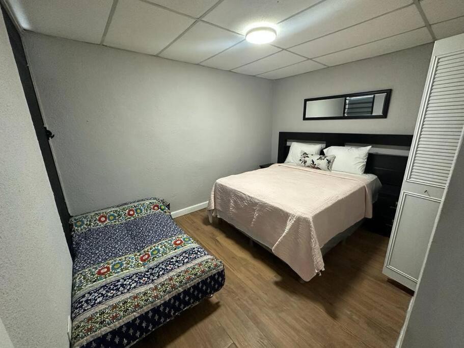 הוילה סאן סלבדור Residencia Preciosa De 2 Planta מראה חיצוני תמונה